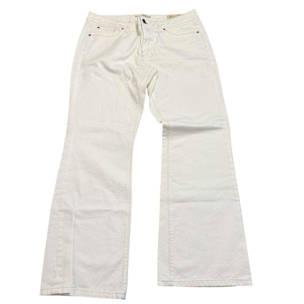 Gap Women’s off-white boot cut jeans, with stitching details, Size 14